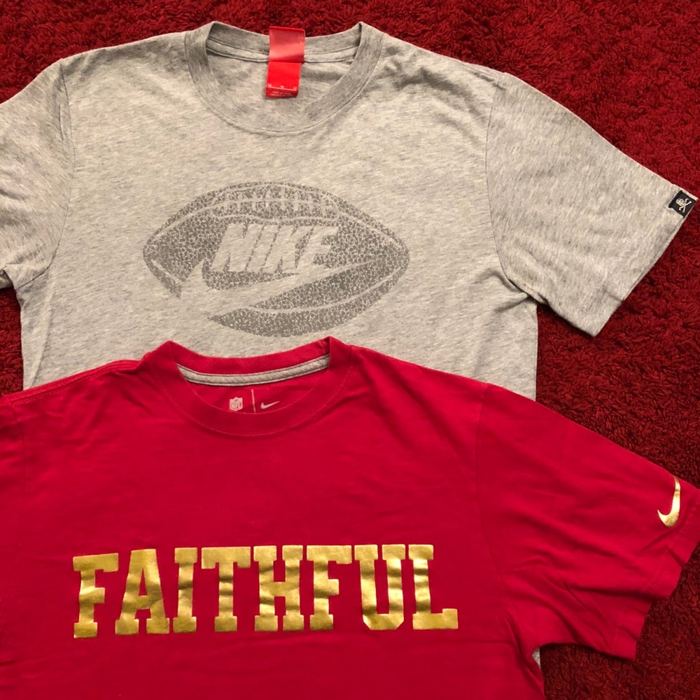 Excellent Condition! 2-Pack of Nike T-Shirts